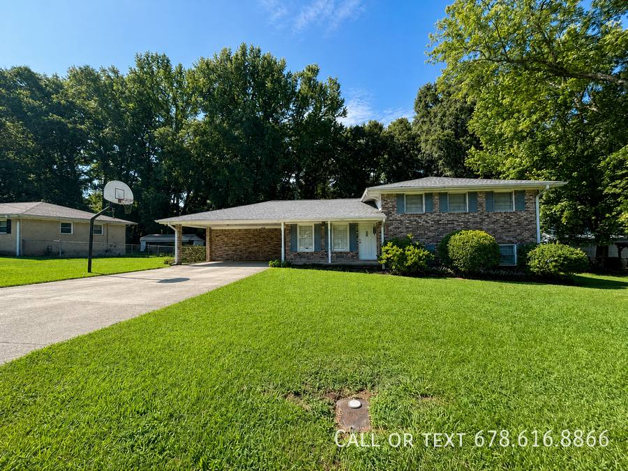 House for rent at 2666 S Lakeview Dr SW, Conyers, GA 30094