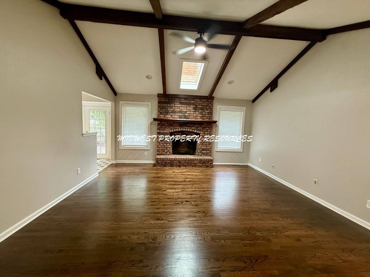 House for rent at 212 SE Moreland School Rd, Blue Springs, MO 64014