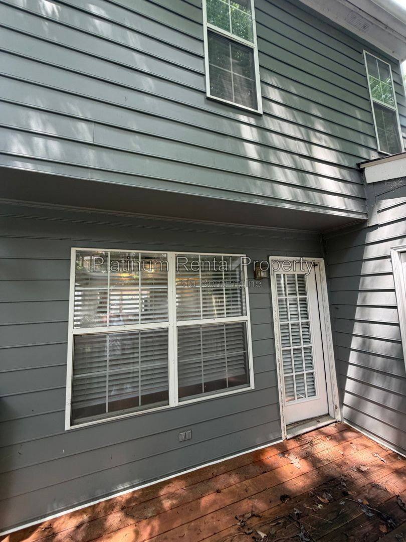 Townhouse for rent at 5116 Laurel Bridge Court SE, Smyrna, GA 30082
