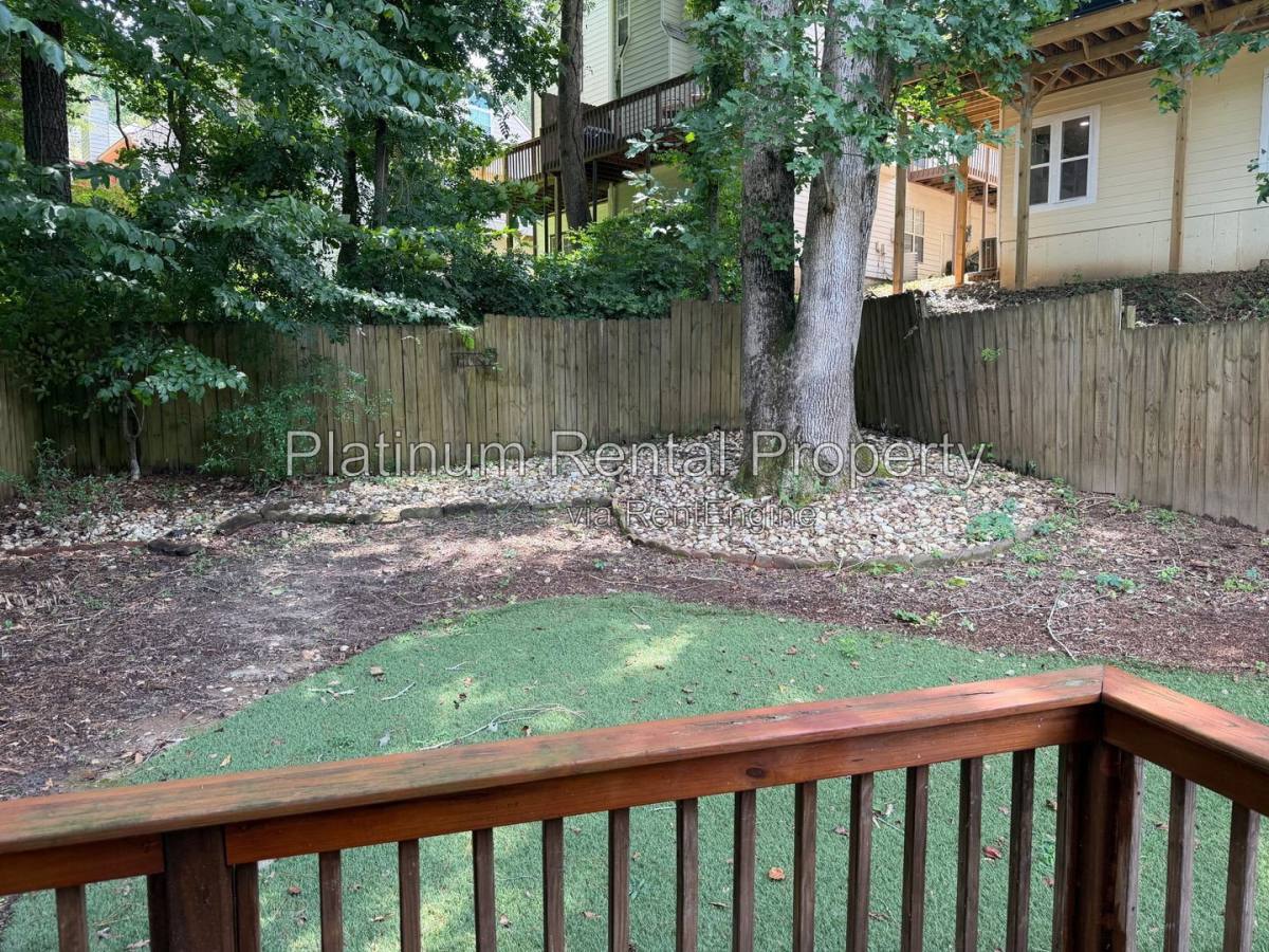 Townhouse for rent at 5116 Laurel Bridge Court SE, Smyrna, GA 30082