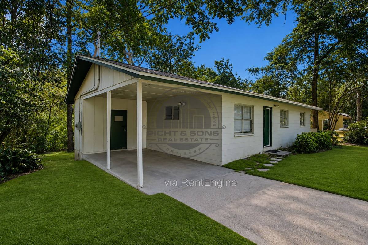 Apartment for rent at 1625 Kelly St, Tallahassee, FL 32310
