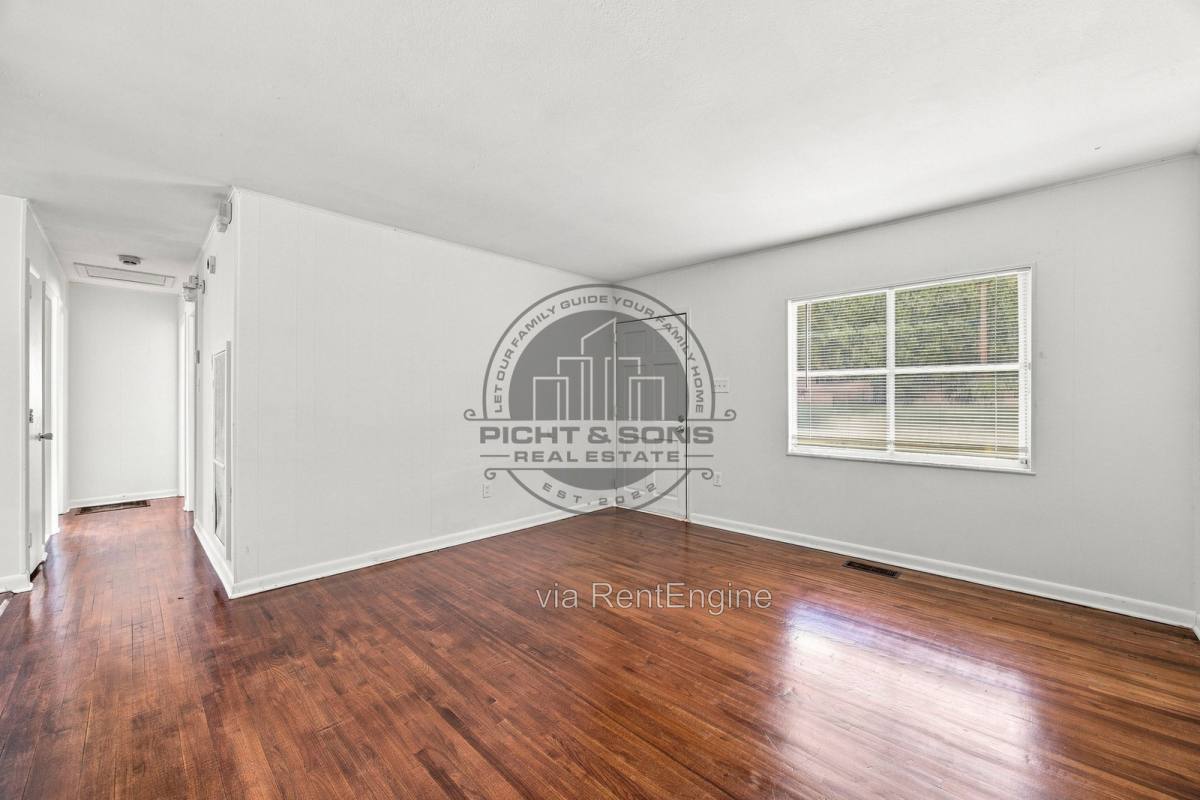 Apartment for rent at 1625 Kelly St, Tallahassee, FL 32310