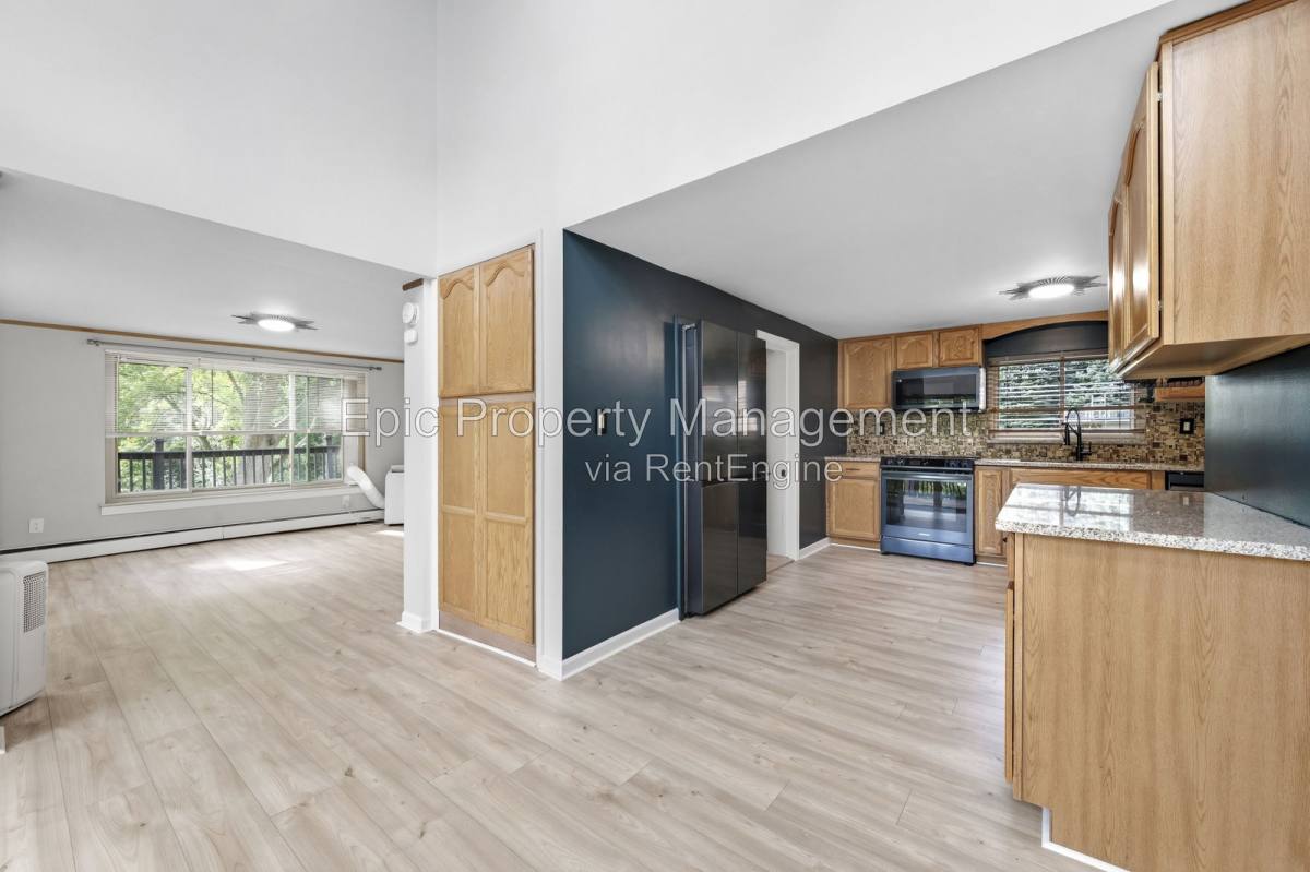 House for rent at 3185 Shimmons Rd, Auburn Hills, MI 48326