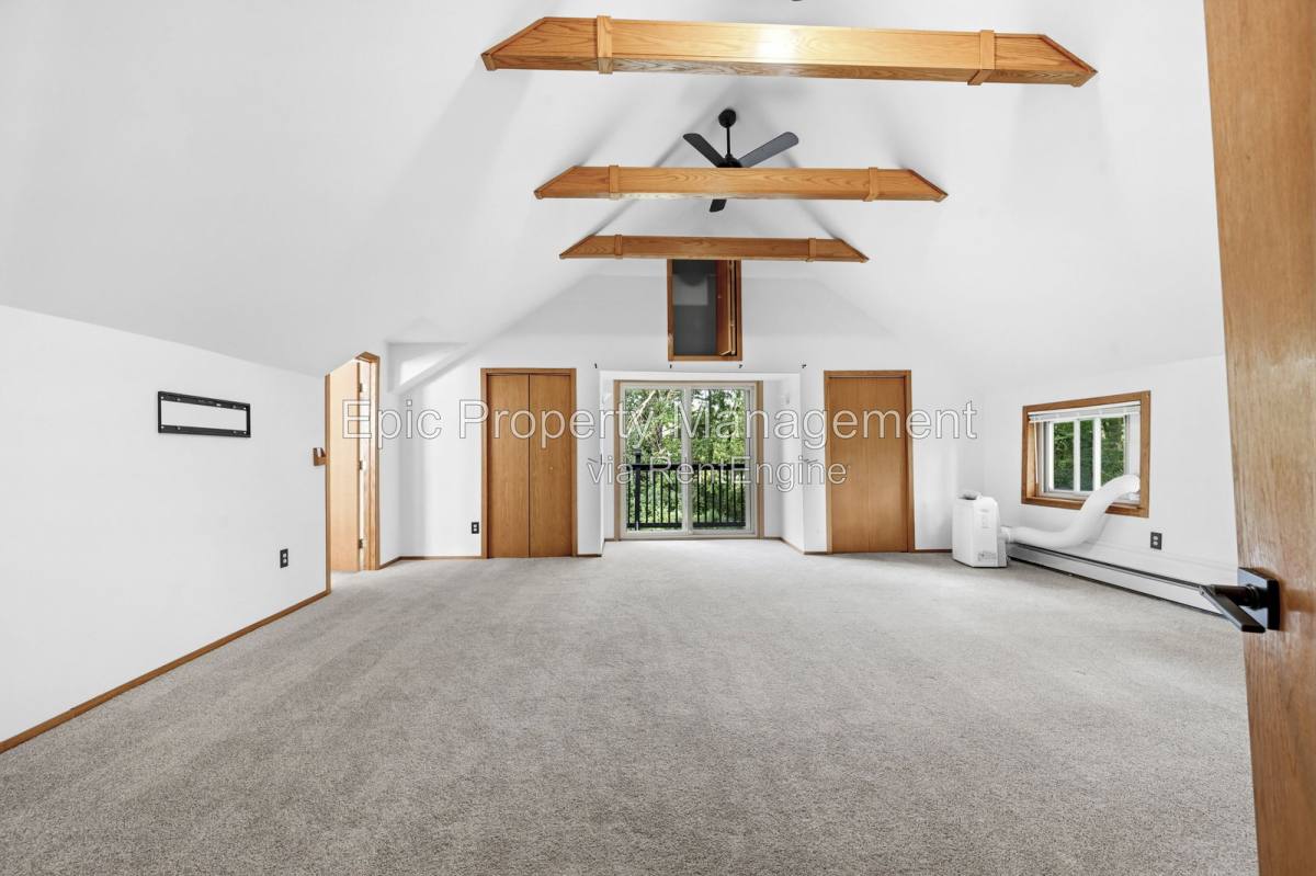 House for rent at 3185 Shimmons Rd, Auburn Hills, MI 48326