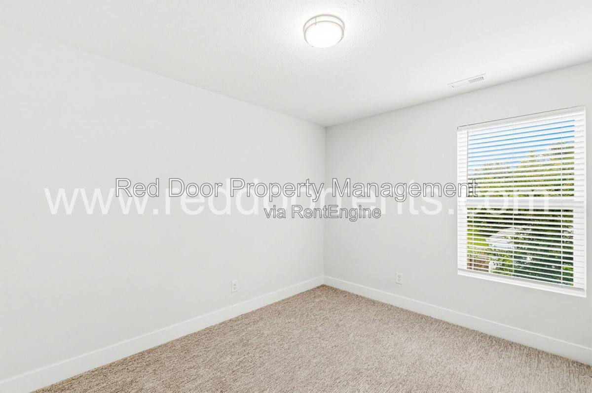 House for rent at 1639 Sheldon St, Indianapolis, IN 46218