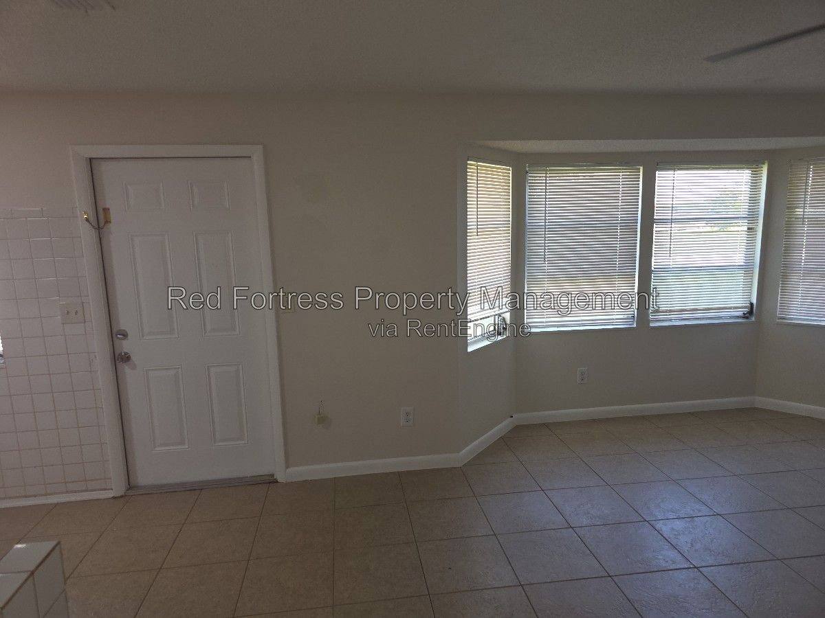 Apartment for rent at 4418 Ruthann Court, North Fort Myers, FL 33917