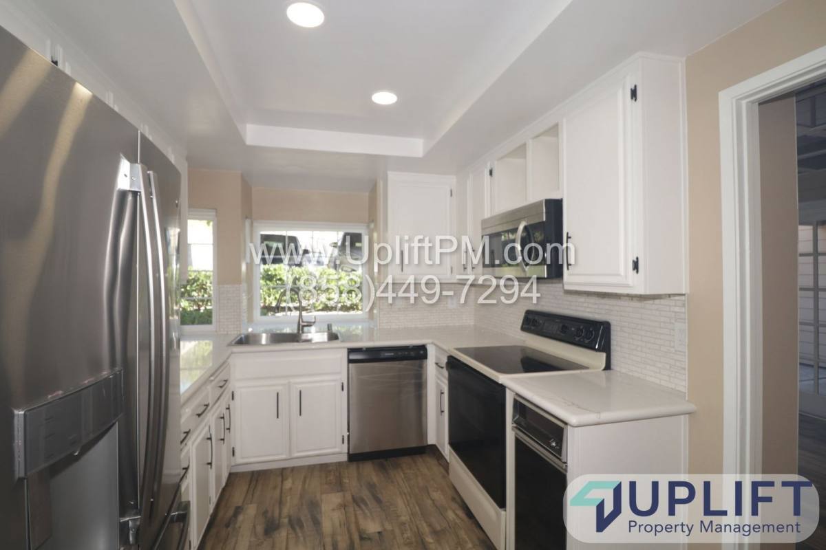 Condo for rent at 5883 Mount Alifan Dr, San Diego, CA 92111