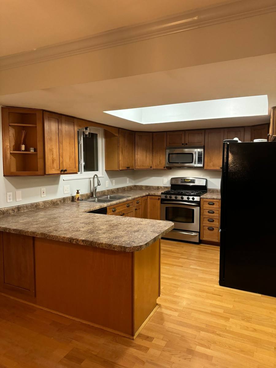 House for rent at 992 W Halcyon Dr, Salt Lake City, UT 84123