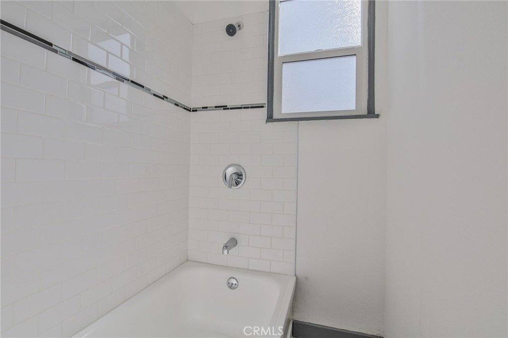 Apartment for rent at 920 E 91st St #NA, Los Angeles, CA 90002