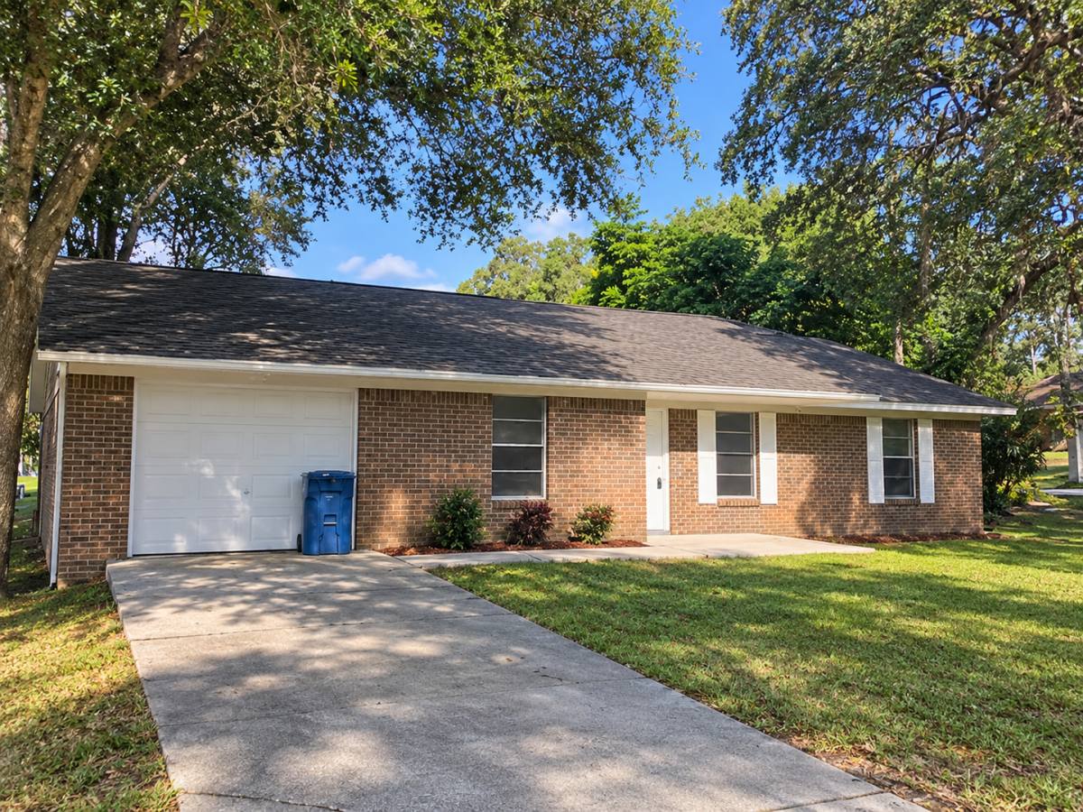House for rent at 1445 Hamilton Ave, Orange City, FL 32763