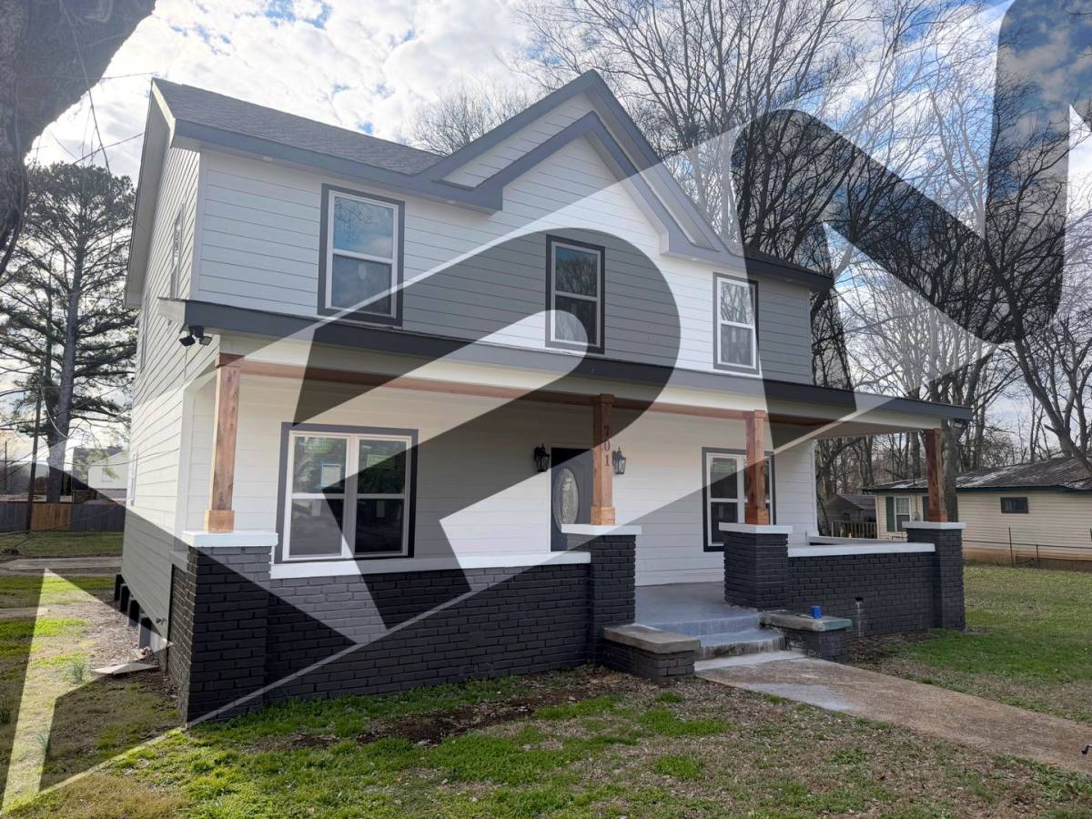 House for rent at 701 E 18th St, Sheffield, AL 35660