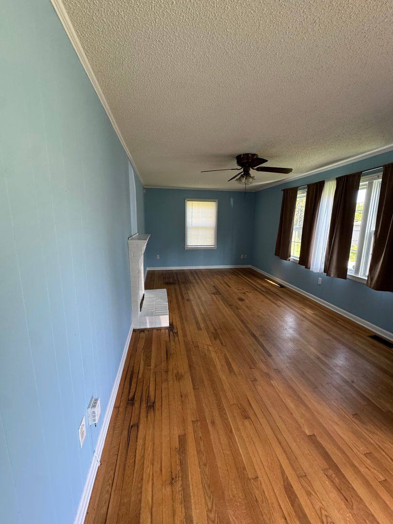 House for rent at 829 Montclair Circle NW, Lenoir, NC 28645