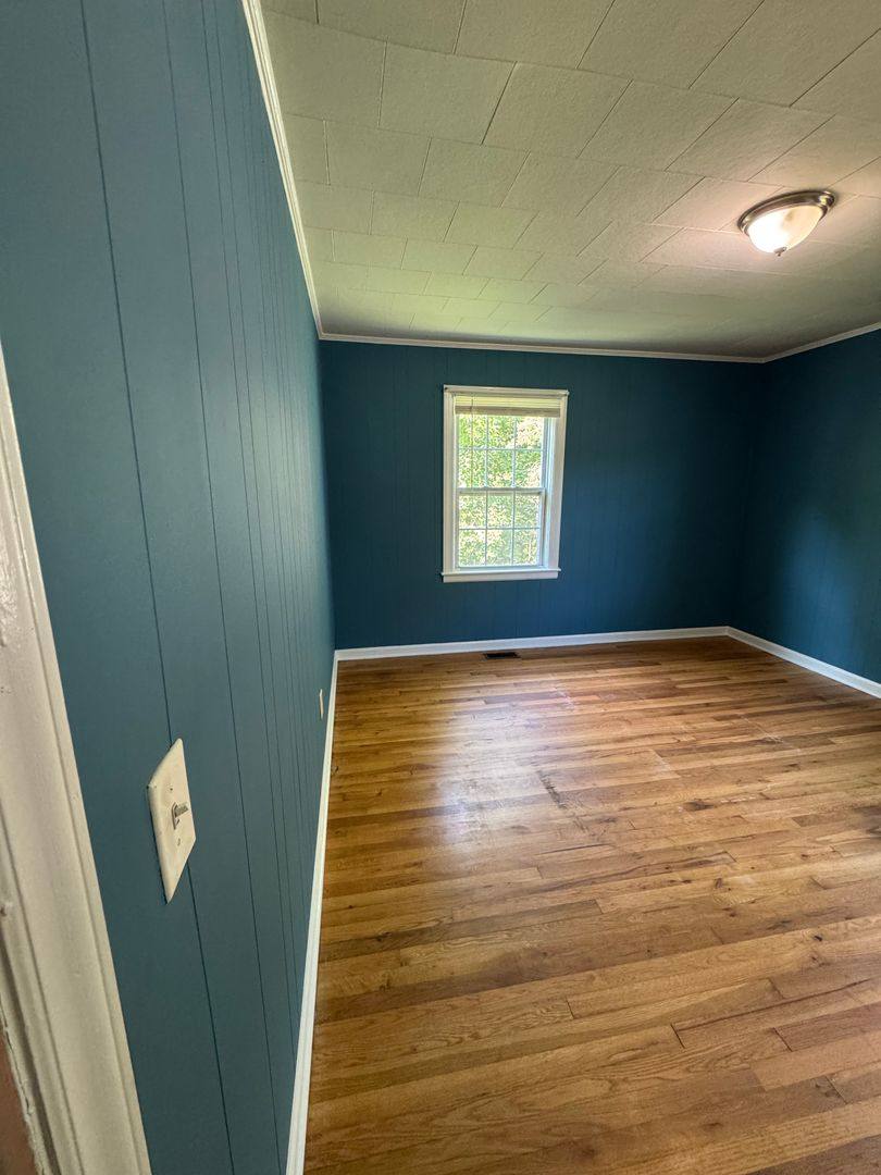 House for rent at 829 Montclair Circle NW, Lenoir, NC 28645