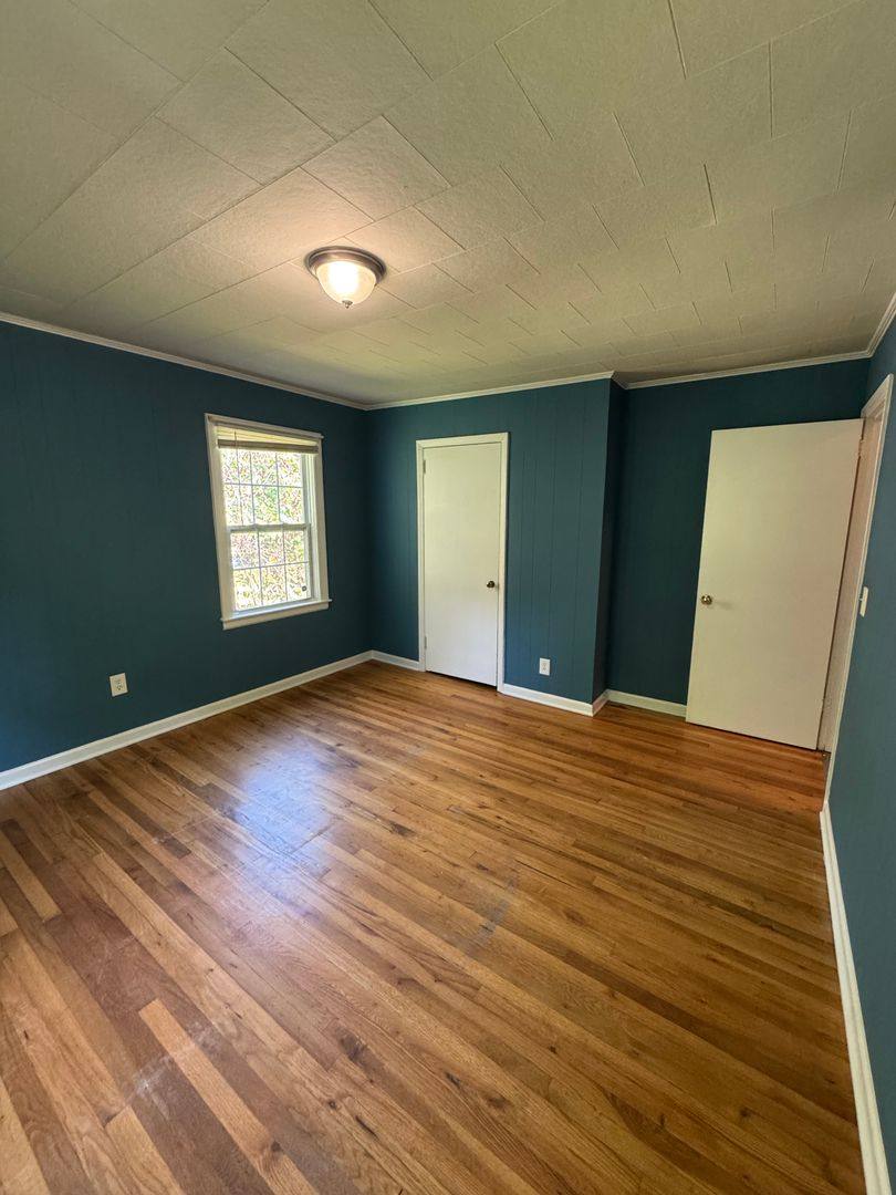 House for rent at 829 Montclair Circle NW, Lenoir, NC 28645
