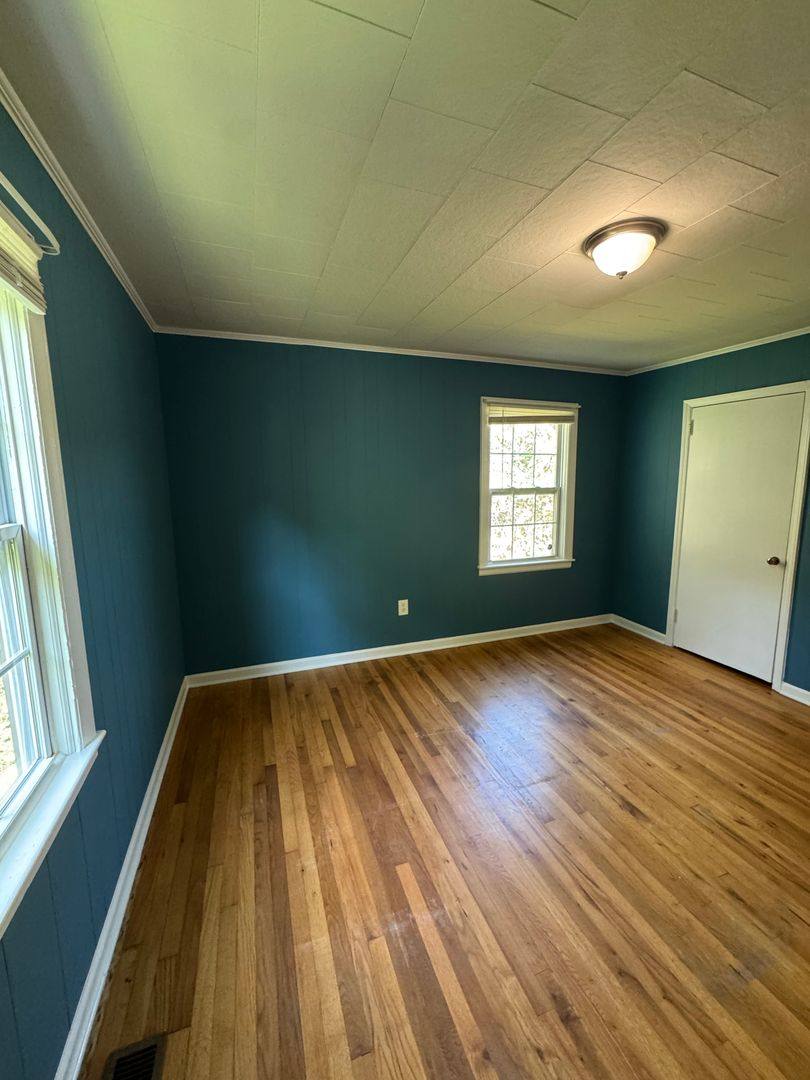 House for rent at 829 Montclair Circle NW, Lenoir, NC 28645