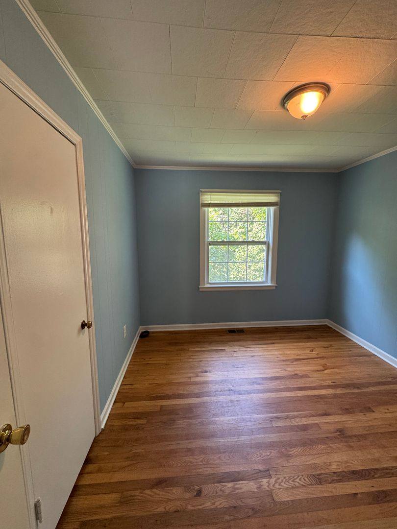 House for rent at 829 Montclair Circle NW, Lenoir, NC 28645