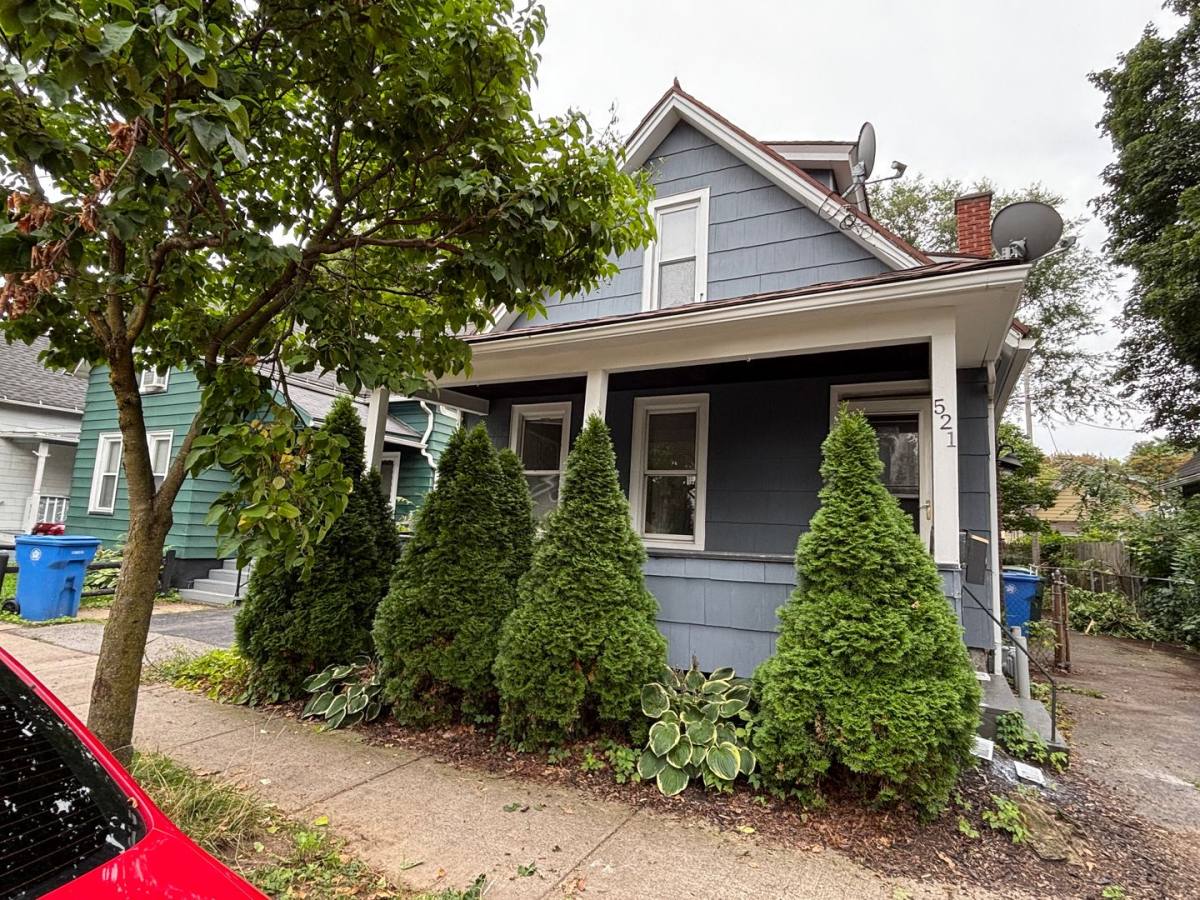 House for rent at 521 Caroline St #1, Rochester, NY 14620