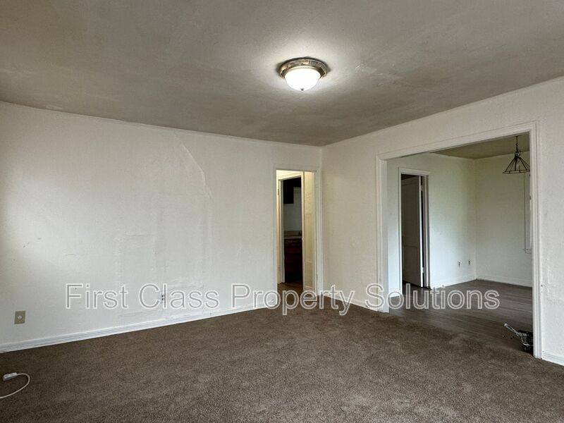 House for rent at 1904 NE 25th St, Oklahoma City, OK 73111