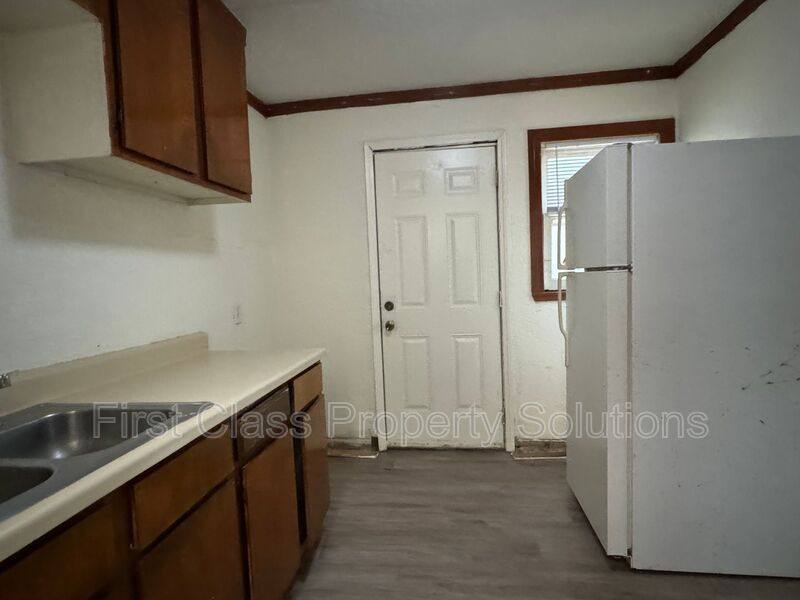 House for rent at 1904 NE 25th St, Oklahoma City, OK 73111