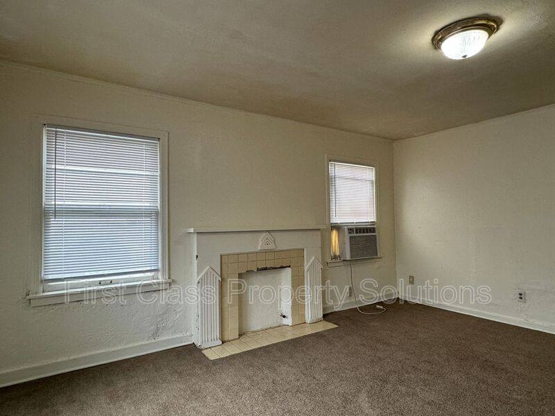House for rent at 1904 NE 25th St, Oklahoma City, OK 73111