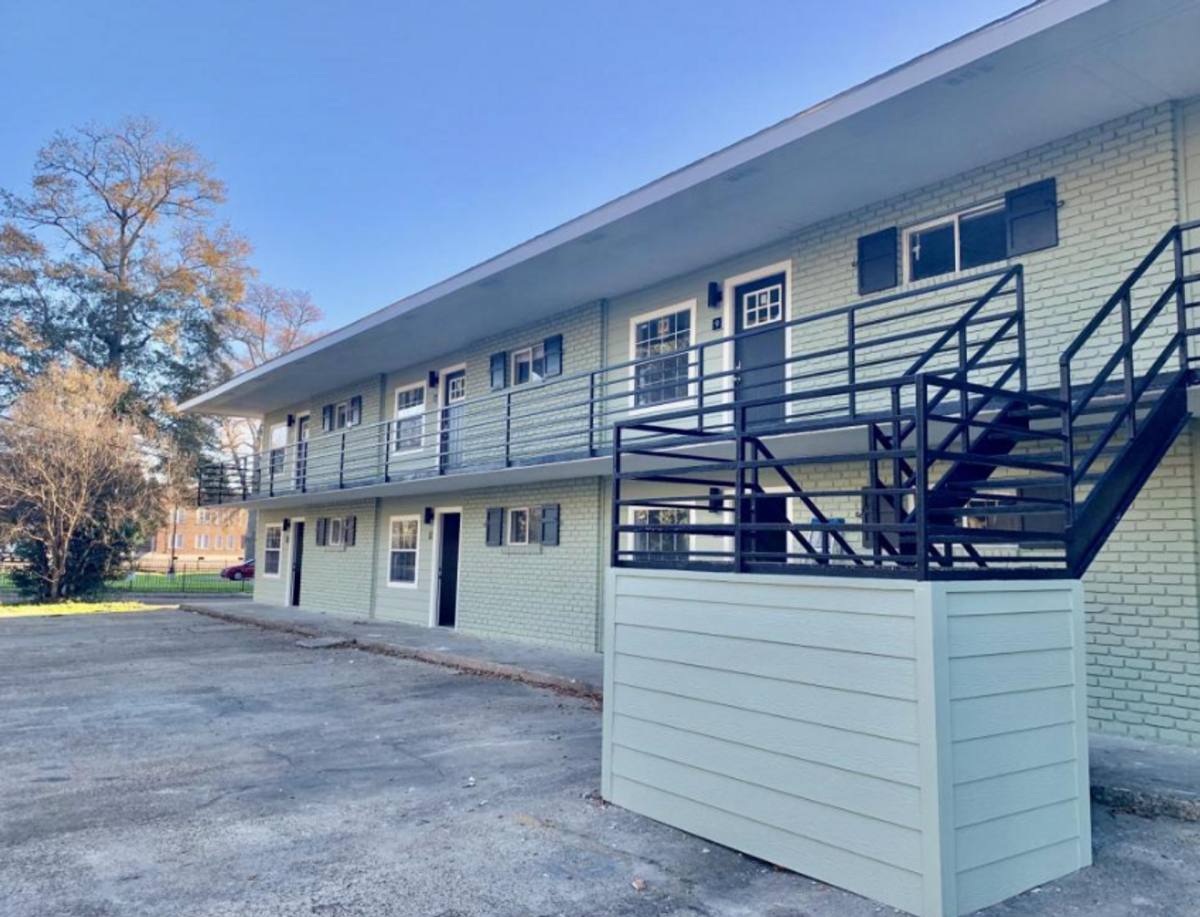 Apartment for rent at Central City Apartment Homes, 862 N Main St, Hattiesburg, MS 39401