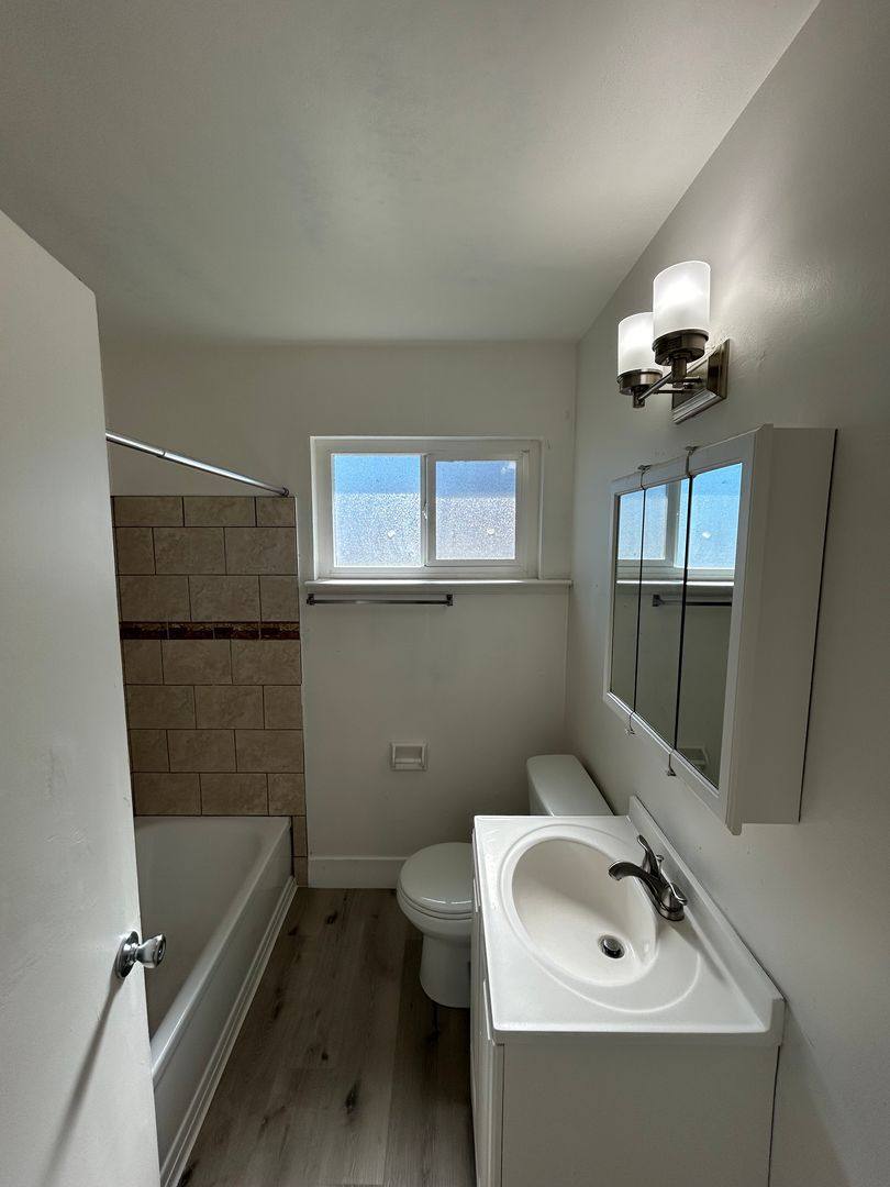 Apartment for rent at 5364 & 5372 Young St, Sacramento, CA 95824