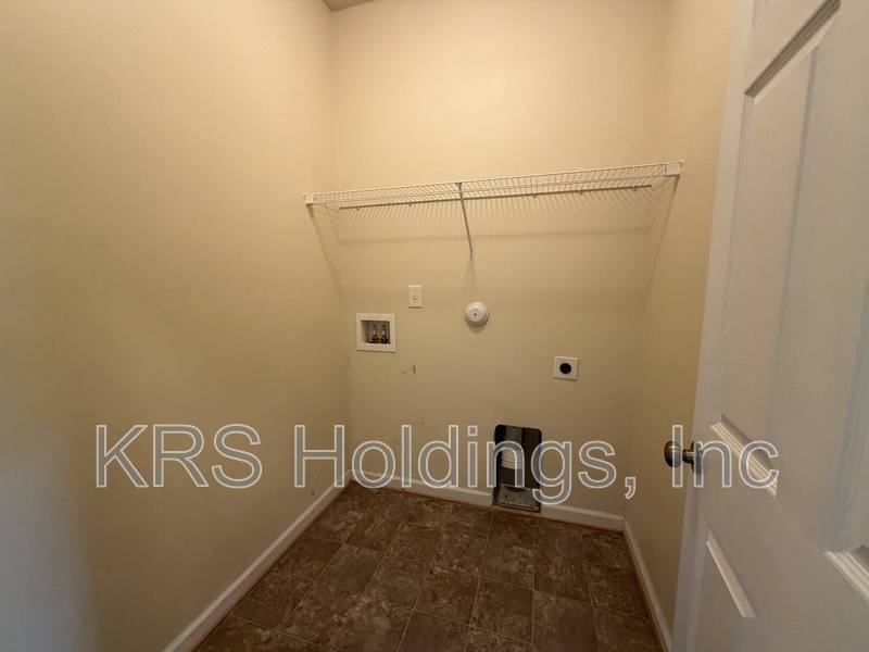 House for rent at 13 Hampshire Glen Parkway, Hampton, VA 23669