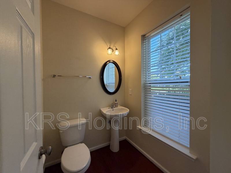 House for rent at 13 Hampshire Glen Parkway, Hampton, VA 23669
