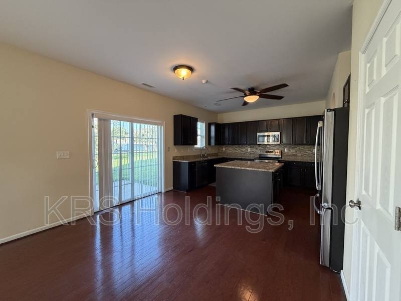 House for rent at 13 Hampshire Glen Parkway, Hampton, VA 23669