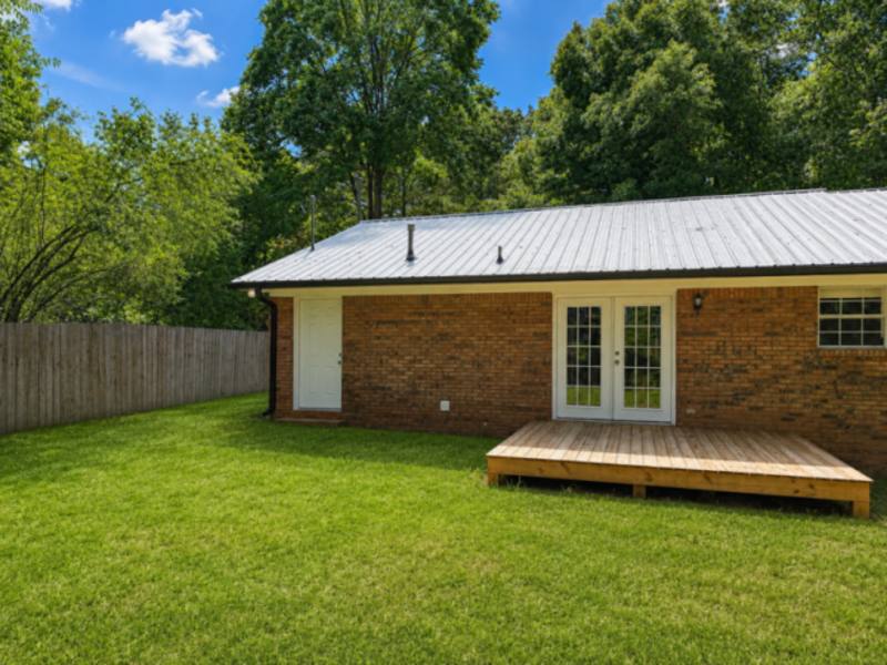House for rent at 196 Highland Dr SW, Calhoun, GA 30701