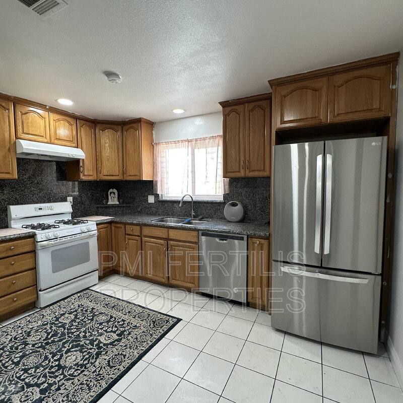 House for rent at 13341 Benton St, Garden Grove, CA 92843