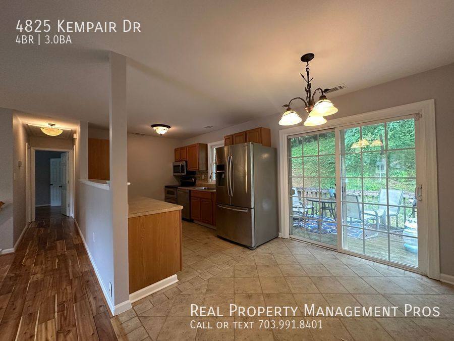 House for rent at 4825 Kempair Dr, Woodbridge, VA 22193