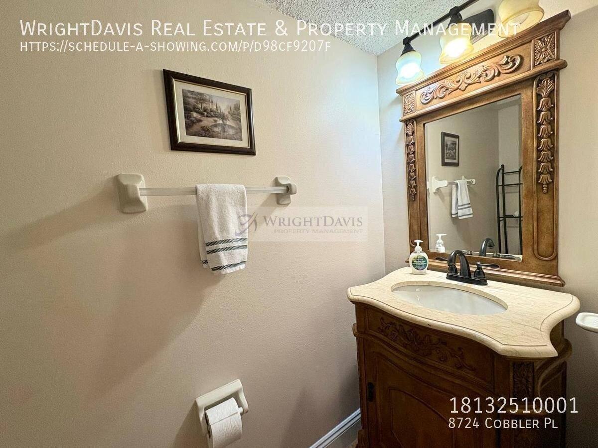 Townhouse for rent at 8724 Cobbler Place, Tampa, FL 33615