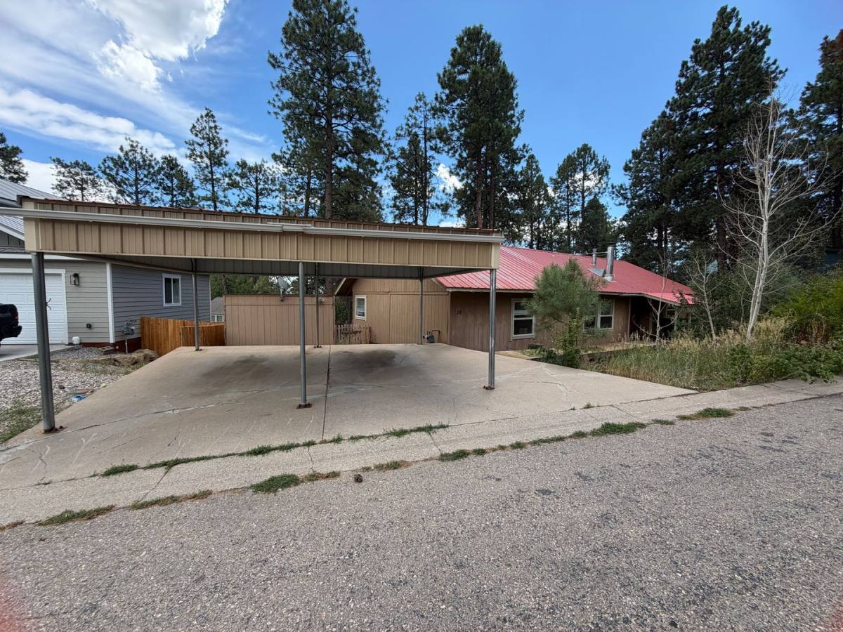 House for rent at 128 Canyon Creek Trail, Durango, CO 81301
