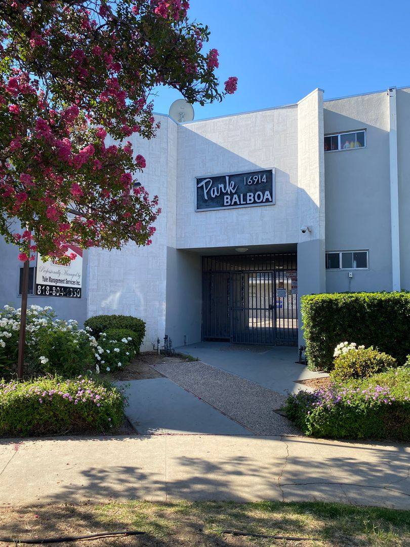 Apartment for rent at 16914 Blackhawk St, Granada Hills, CA 91344