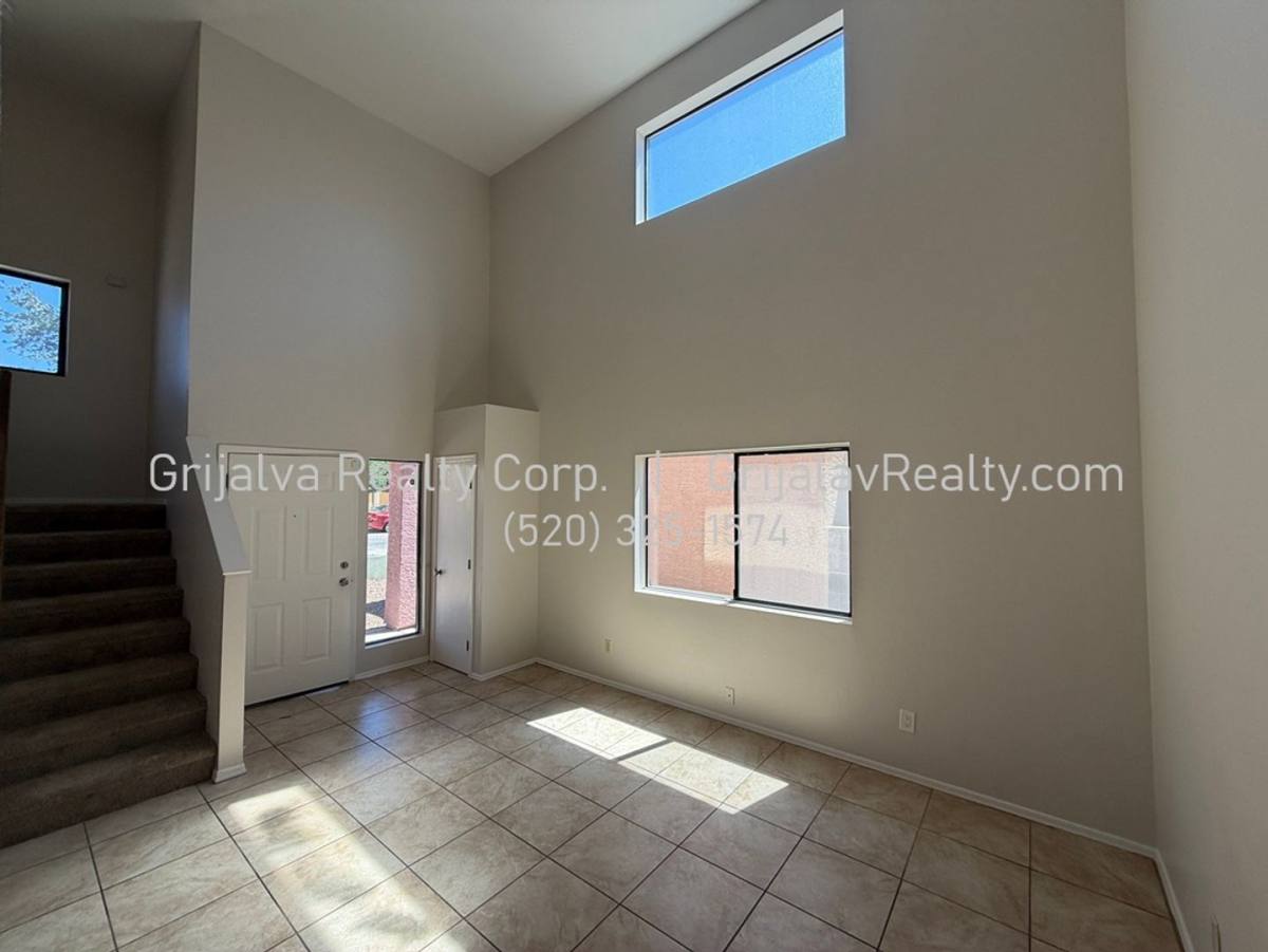 House for rent at 1634 E Calle Grandiosa, Tucson, AZ 85706