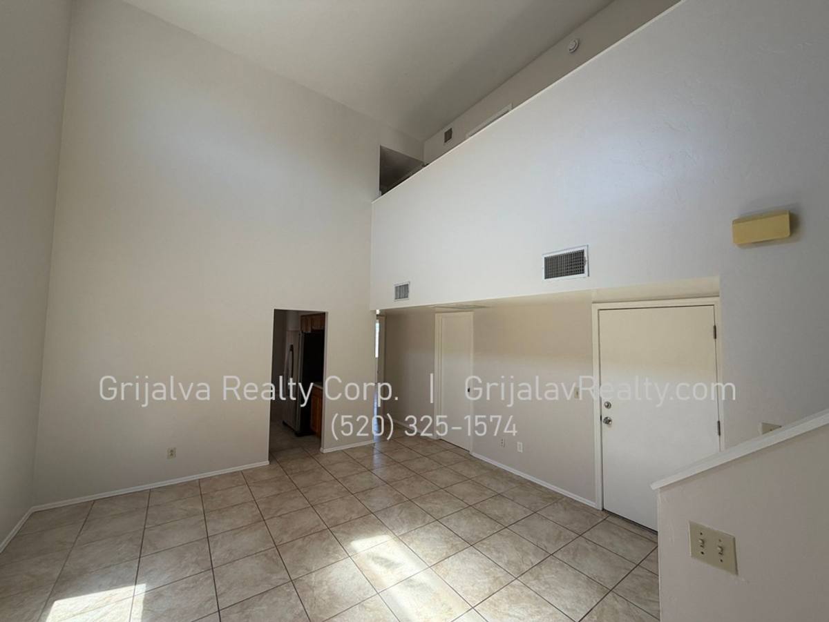House for rent at 1634 E Calle Grandiosa, Tucson, AZ 85706