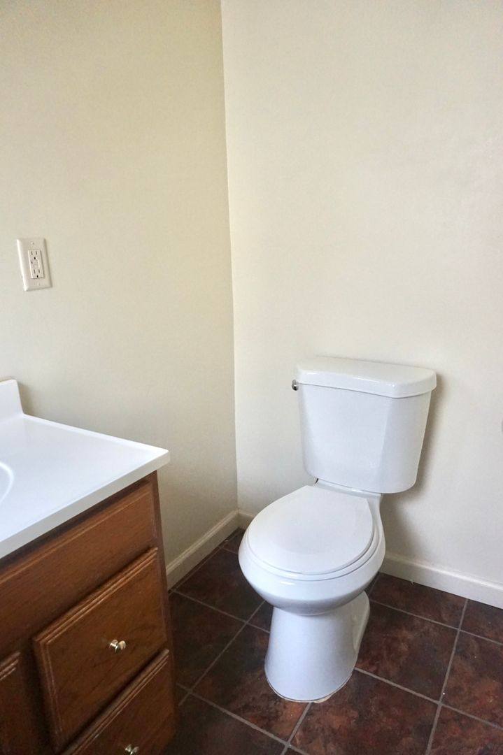Apartment for rent at 39 Lehman St, Lebanon, PA 17046