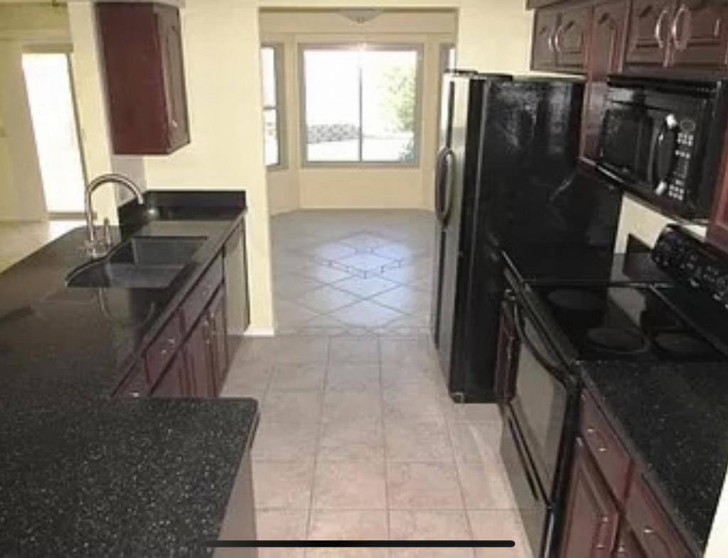 House for rent at 3250 W Helena Dr, Phoenix, AZ 85053