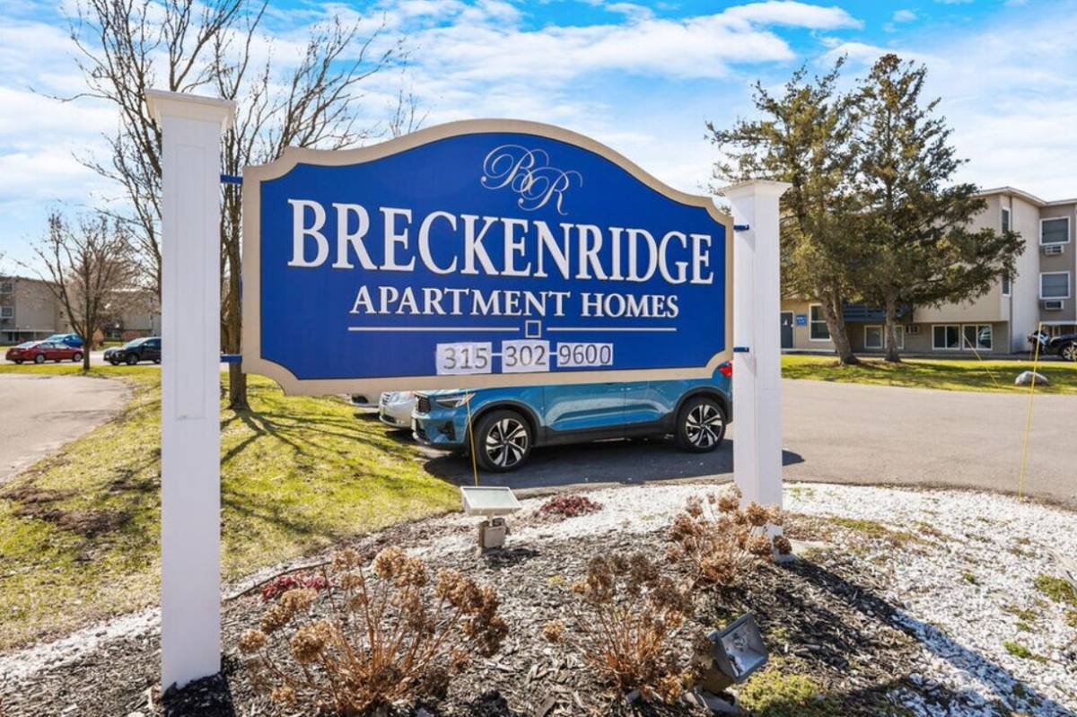 Apartment for rent at 4320 Arlington Circle #2-2F, Liverpool, NY 13090