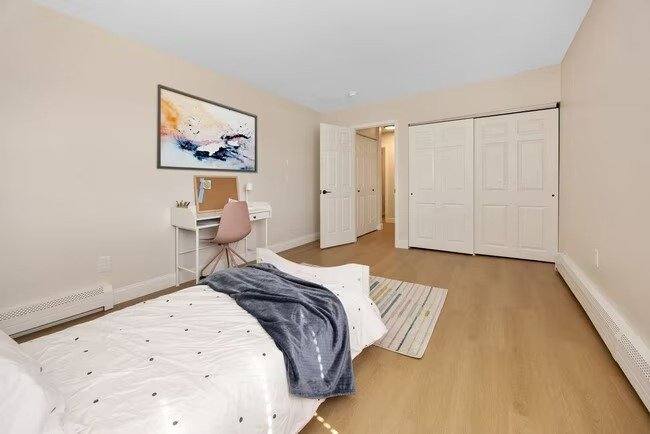 Apartment for rent at 1150 Vine St #D-D18, Liverpool, NY 13088