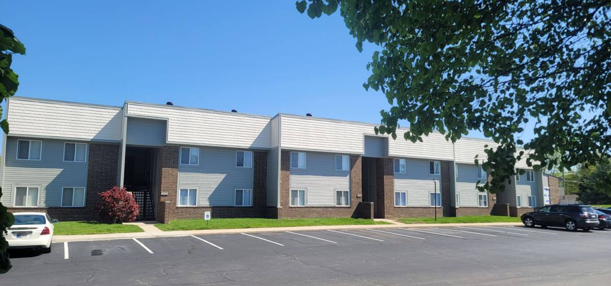 Townhouse for rent at 4325 S Madison Ave, Anderson, IN 46013
