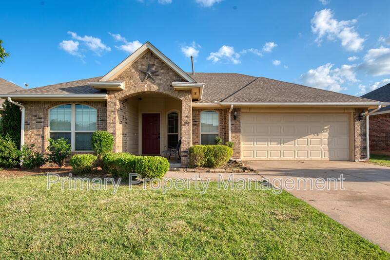 House for rent at 11908 NW 136th Terrace, Piedmont, OK 73078