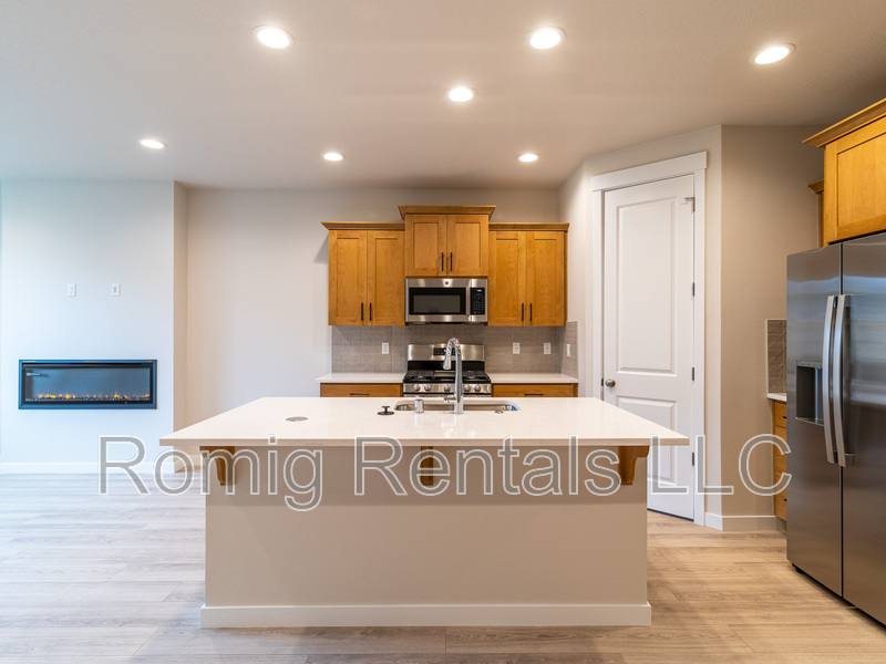 Townhouse for rent at 18611 NE 44th Ave, Vancouver, WA 98686