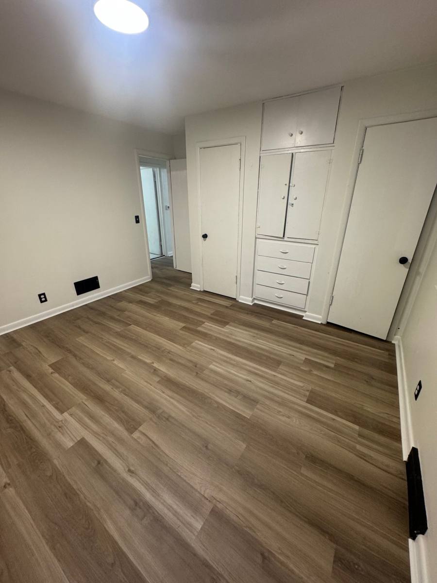 House for rent at 6012 N 39th St, Omaha, NE 68111