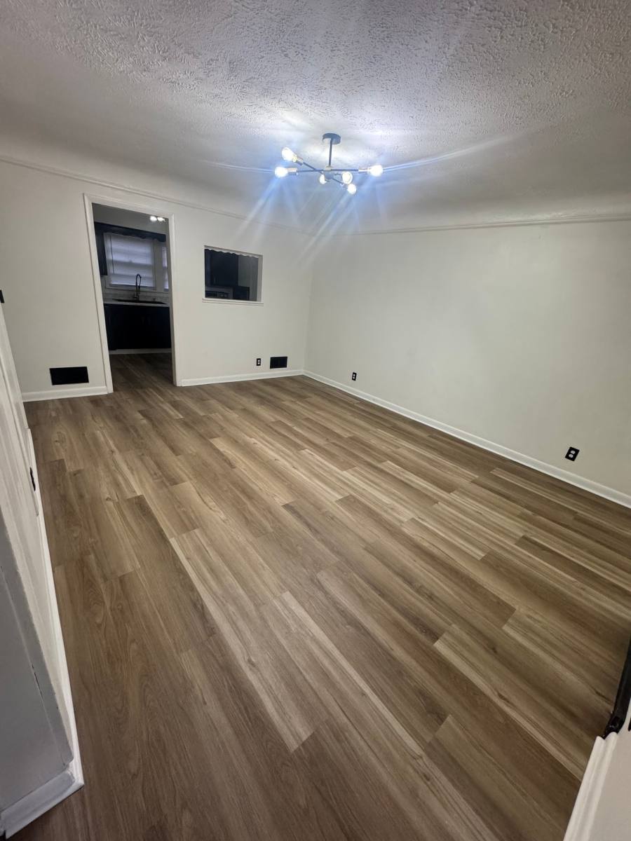 House for rent at 6012 N 39th St, Omaha, NE 68111