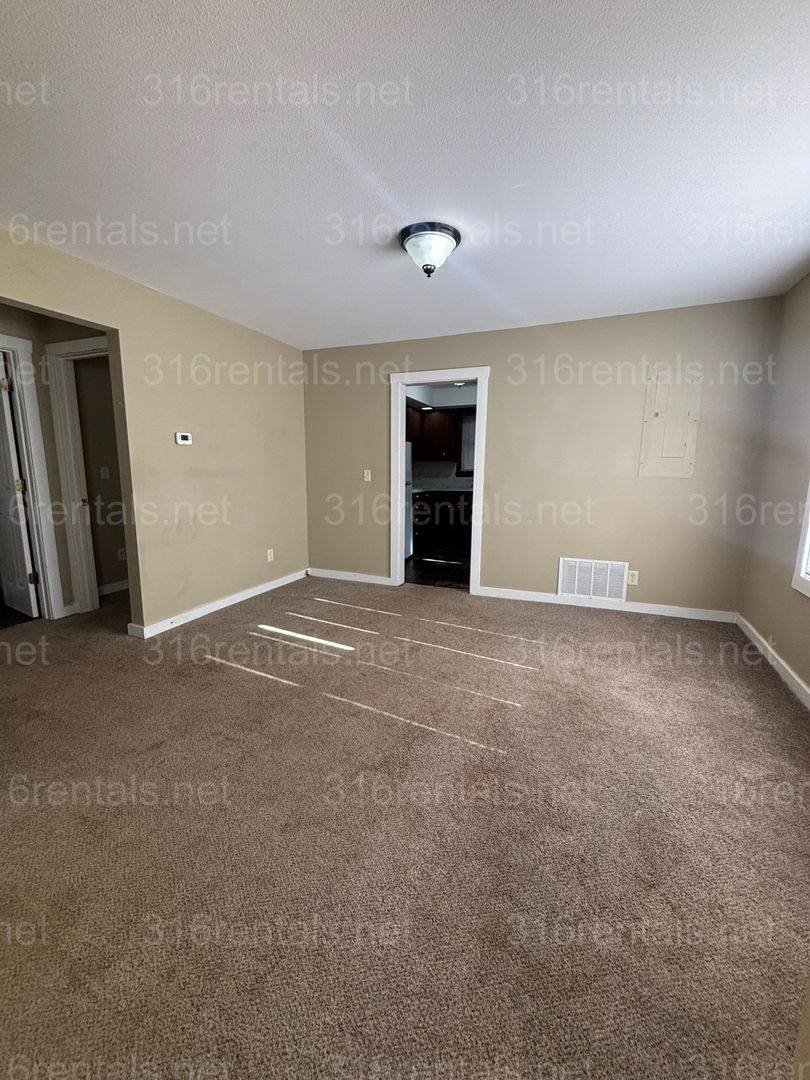 House for rent at 512 Benton Ave, El Dorado, KS 67042