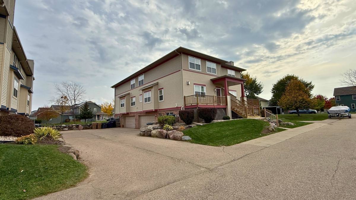 Townhouse for rent at Alena Townhomes, 102-112 Wind Stone Dr, Madison, WI 53718