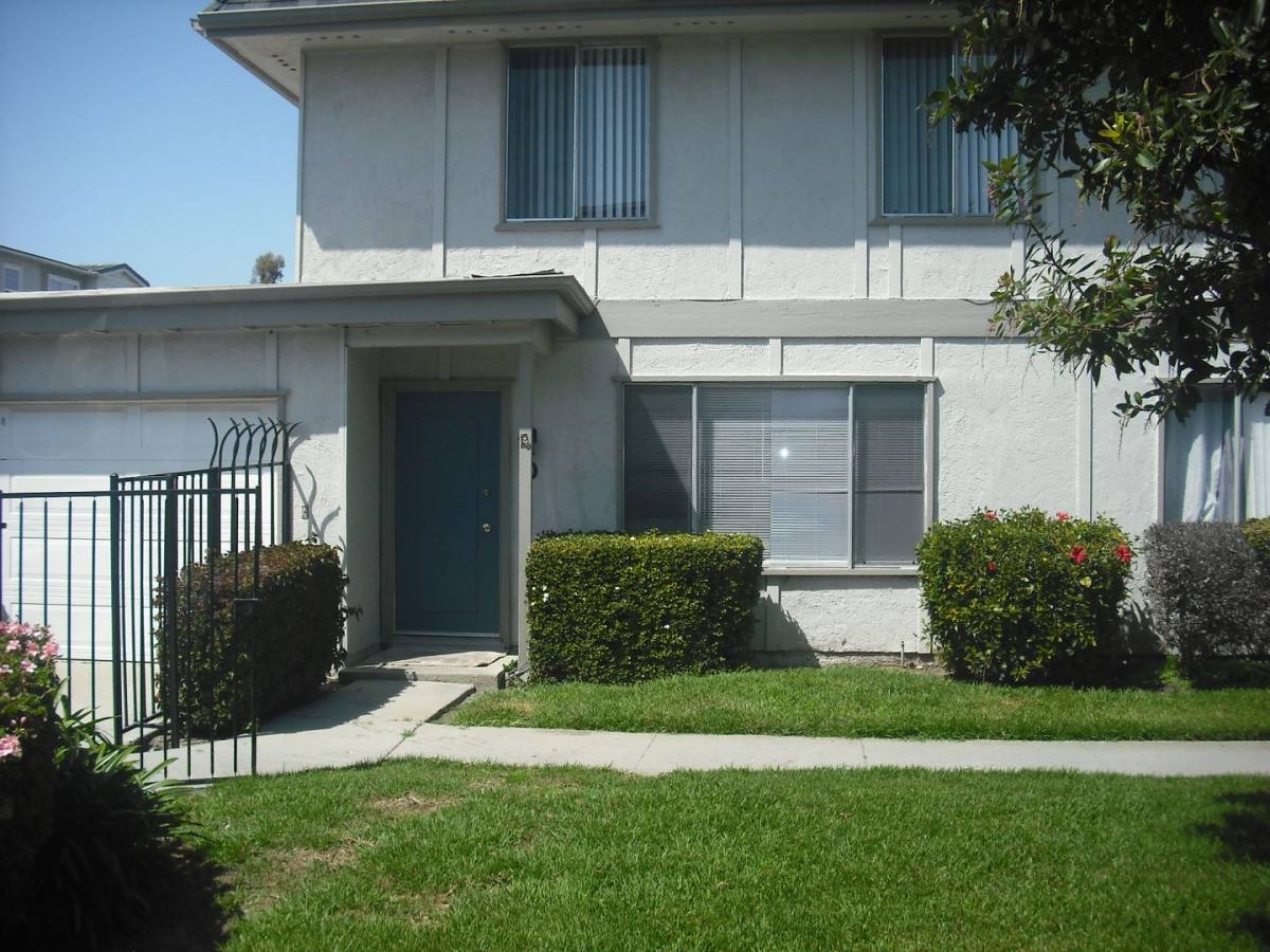 Condo for rent at 1851 D Fisher Dr, Oxnard, CA 93035