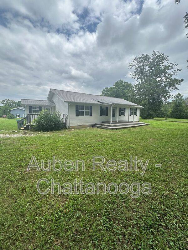 House for rent at 6250 W Highway 136, Chickamauga, GA 30707
